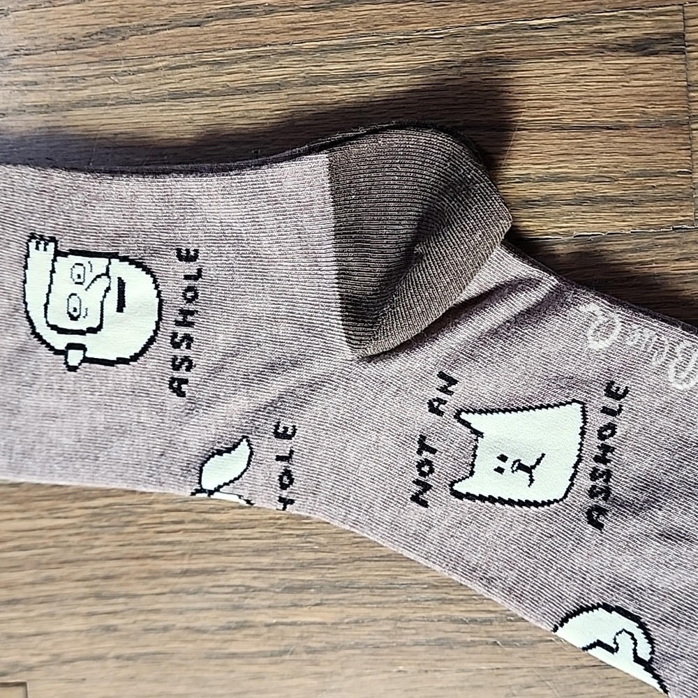 Blue Q Spoiler Alert Graphic Socks - Brown and Pink - Picture 4 of 5